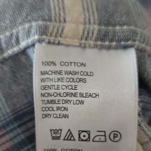 Tommy Bahama Men's Blue and Pink Plaid Shirt - Picture 8 of 11